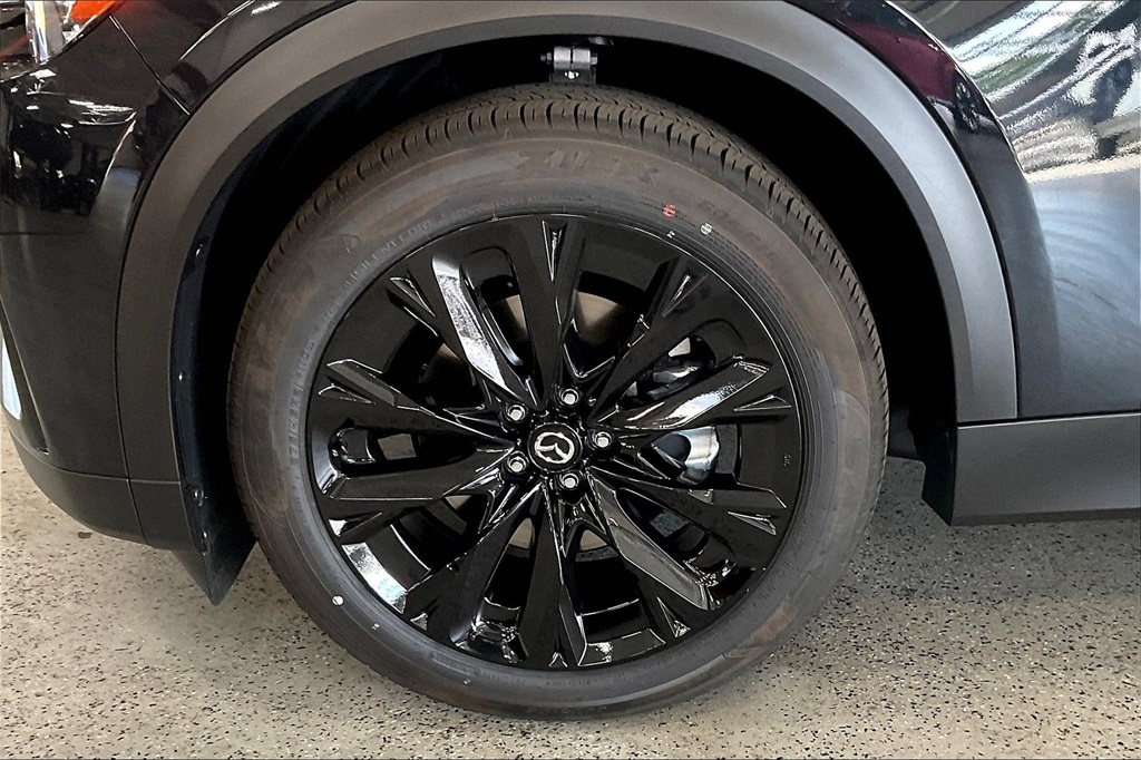 2025 MAZDA CX-90 - Image 10