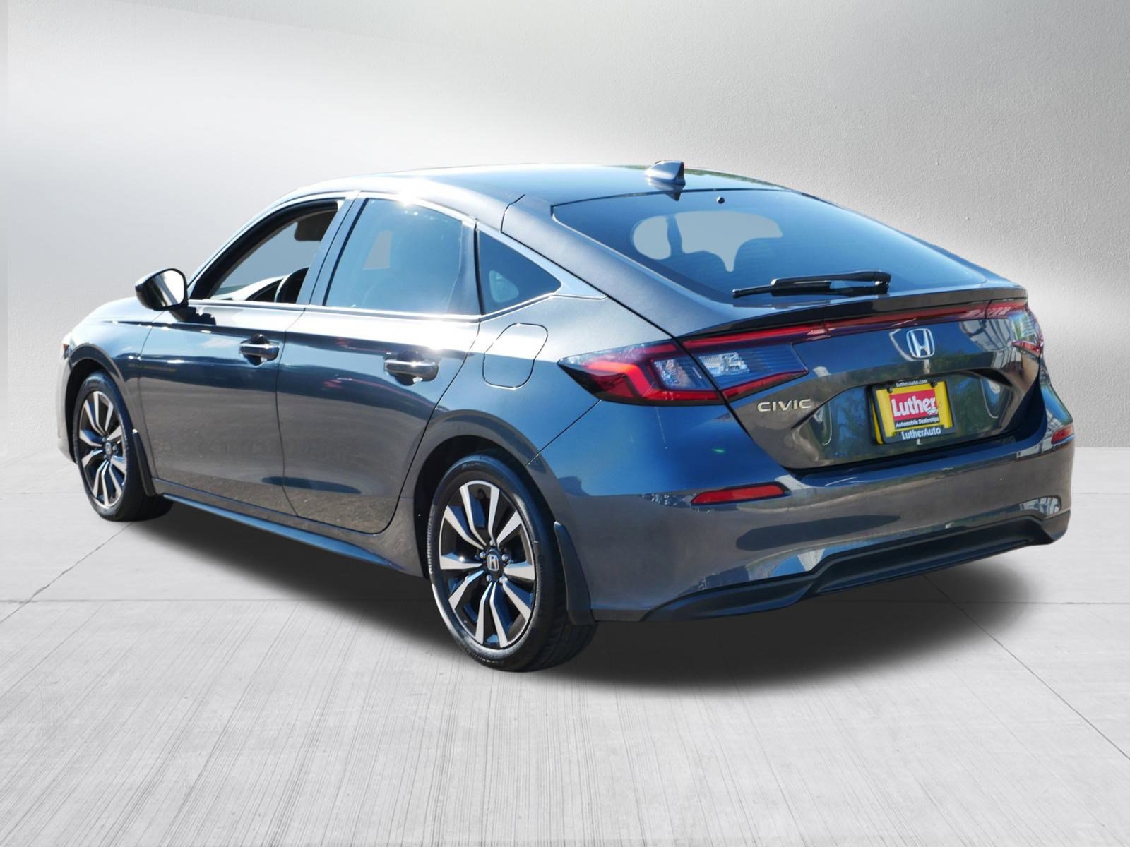 2022 Honda Civic Hatchback EX-L photo 5