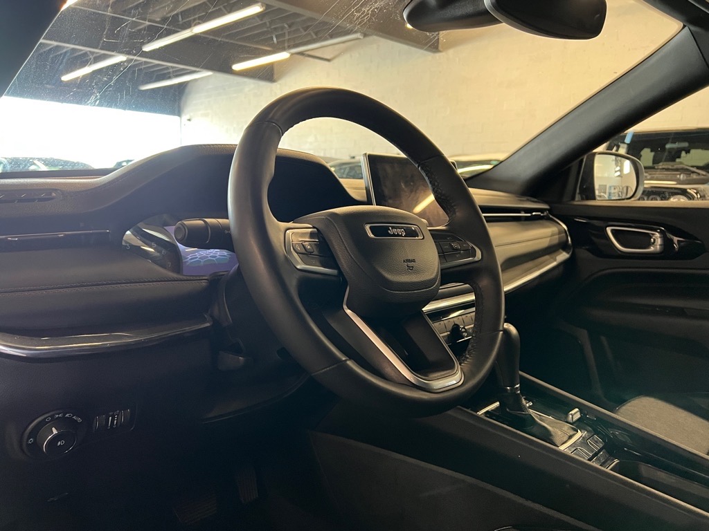 2023 Jeep Compass Red Edition photo 8