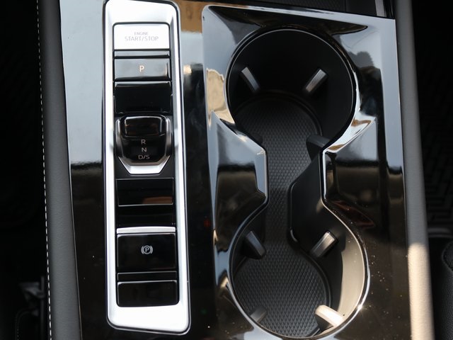 2026 Volkswagen Atlas SE Technology photo 16