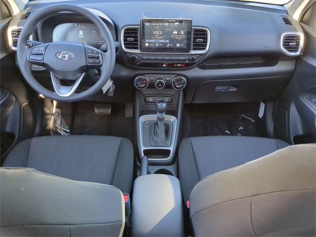 2025 Hyundai Venue SE photo 14