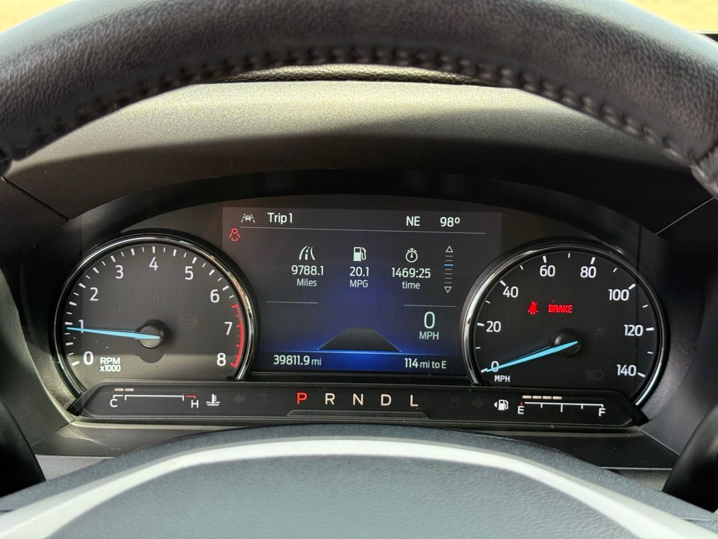 2022 Ford Explorer XLT photo 14