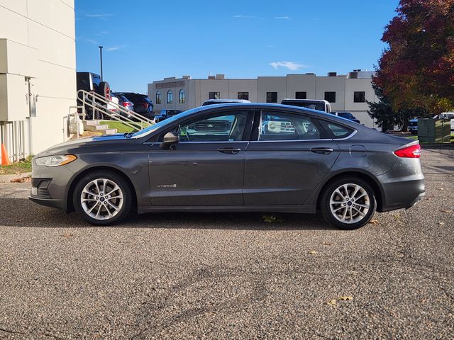 2019 Ford Fusion Hybrid SE photo 4