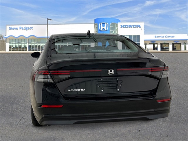 2025 Honda Accord LX photo 2