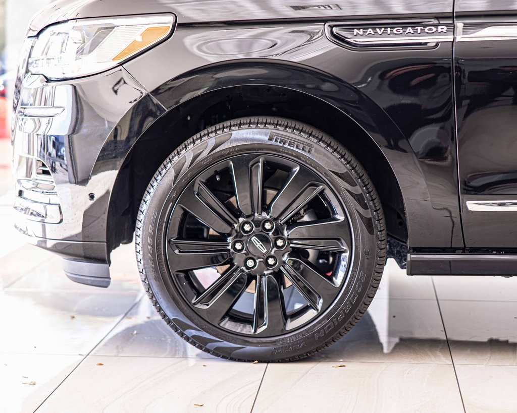 2024 LINCOLN NAVIGATOR - Image 8
