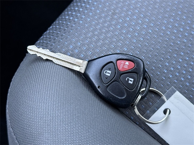 2010 Toyota Corolla Matrix L 4WD photo 21