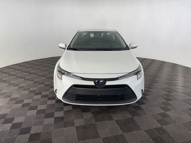 2024 Toyota Corolla LE photo 2