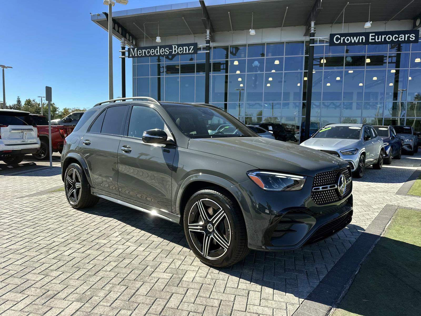 2026 Mercedes Benz GLE 450 4MATIC photo 2