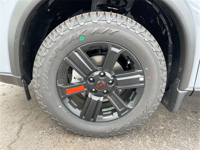 2025 Nissan Rogue SV photo 11