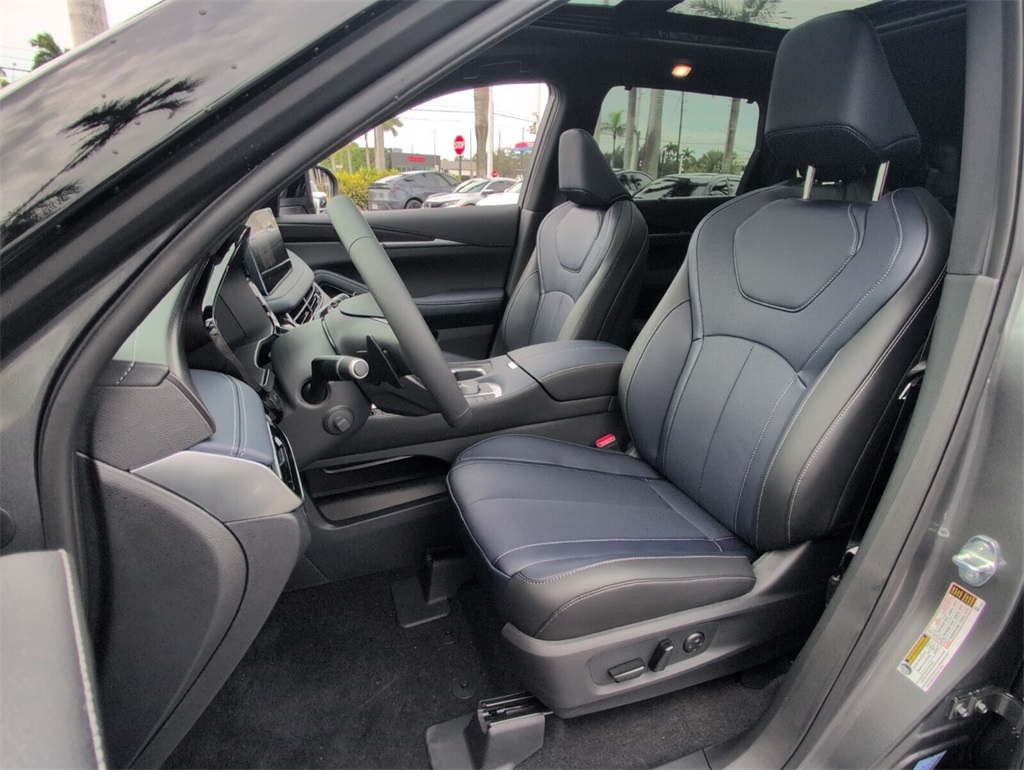 2026 Infiniti QX60 AWD photo 5