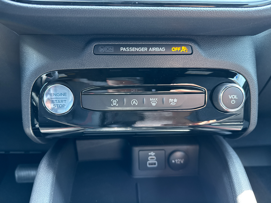 2025 Ford Escape ST-Line photo 29