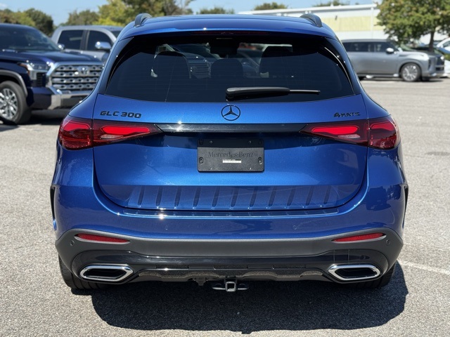 2024 Mercedes Benz GLC 300 photo 4