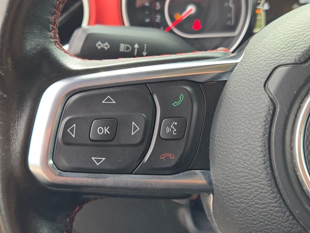 2020 Jeep Gladiator Rubicon photo 28