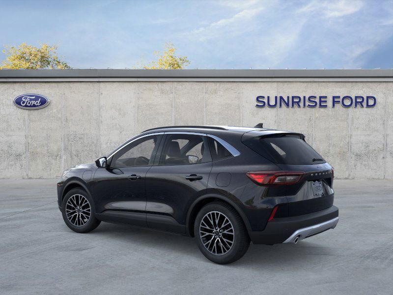 2023 Ford Escape Plug-In Hybrid Base photo 2