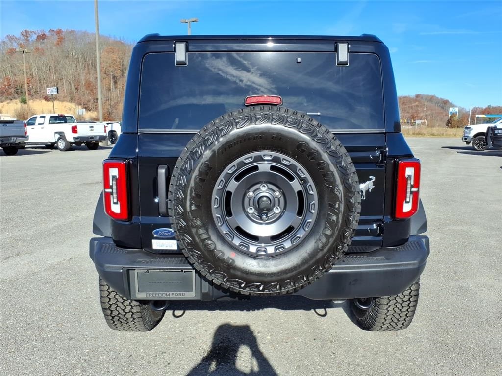 2025 Ford Bronco Badlands photo 4