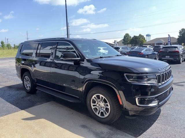 2024 Jeep Wagoneer L Base photo 2