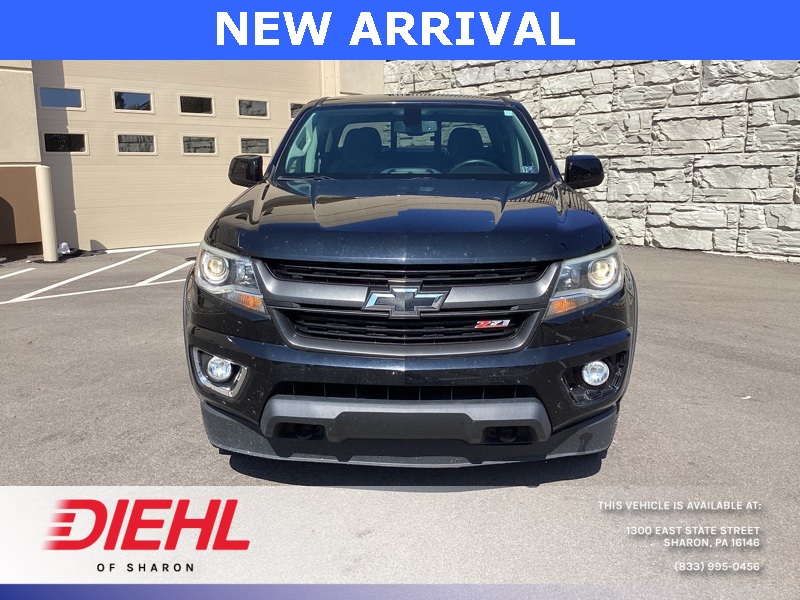 2017 Chevrolet Colorado Z71 photo 2