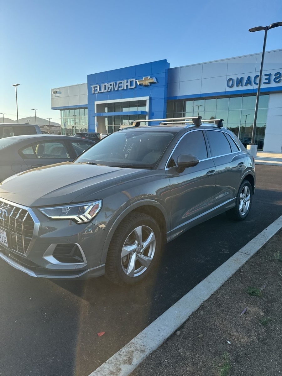 2019 Audi Q3 Premium Plus photo 2