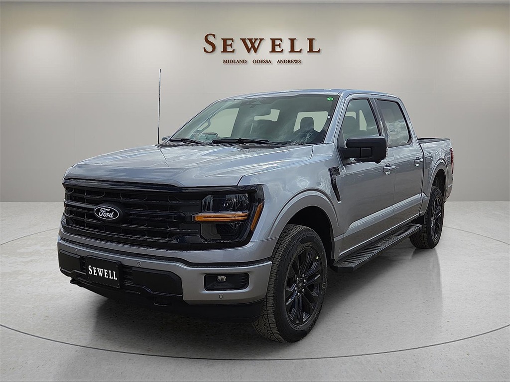 2025 Ford F-150 XLT's photo