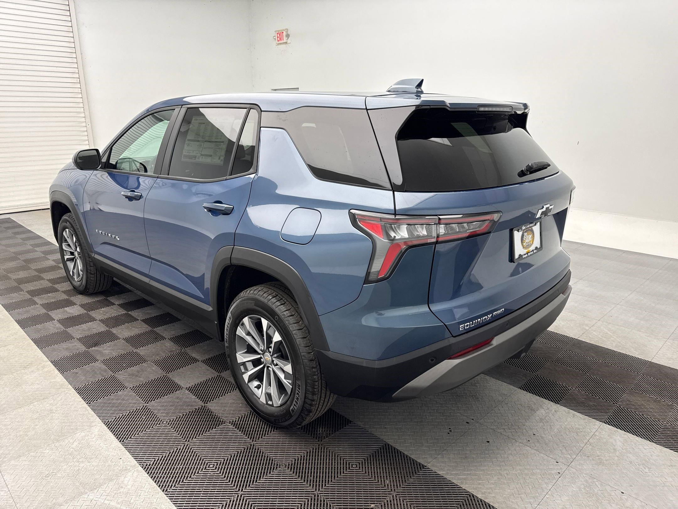 2026 Chevrolet Equinox LT photo 3