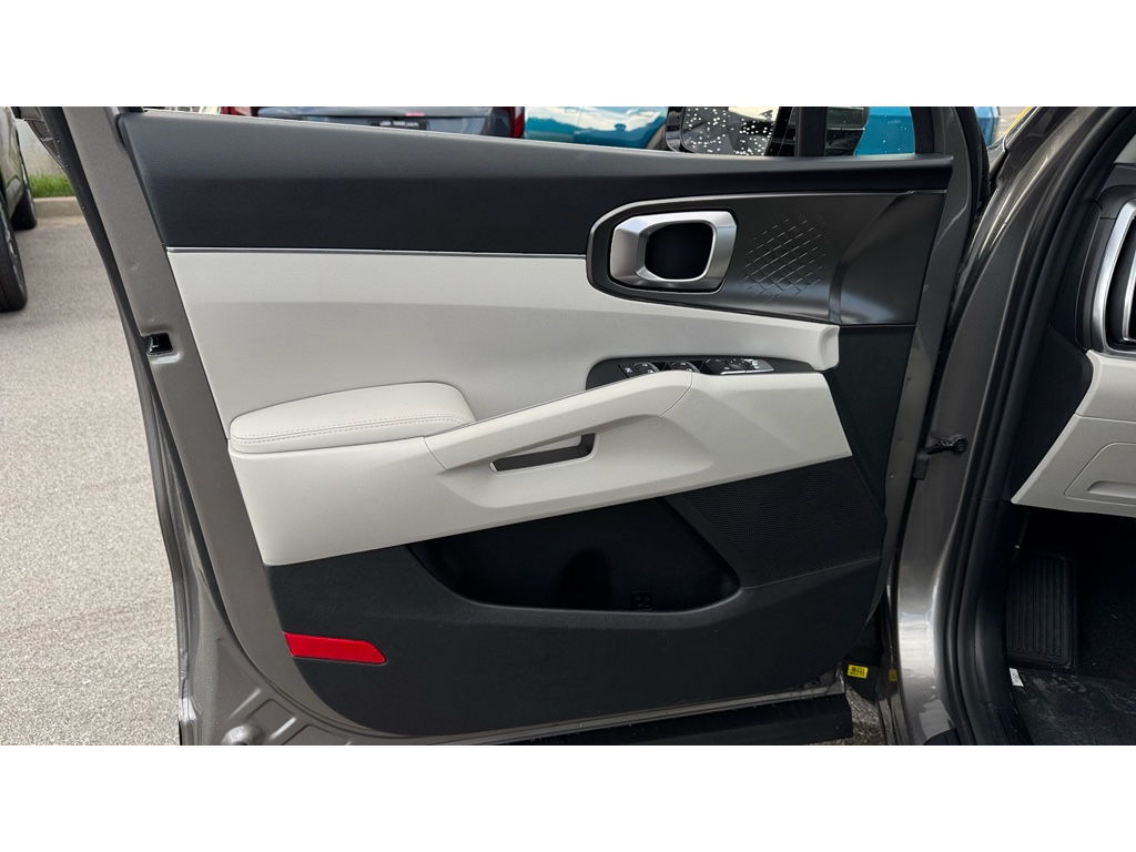 2025 Kia Sorento Hybrid EX photo 18