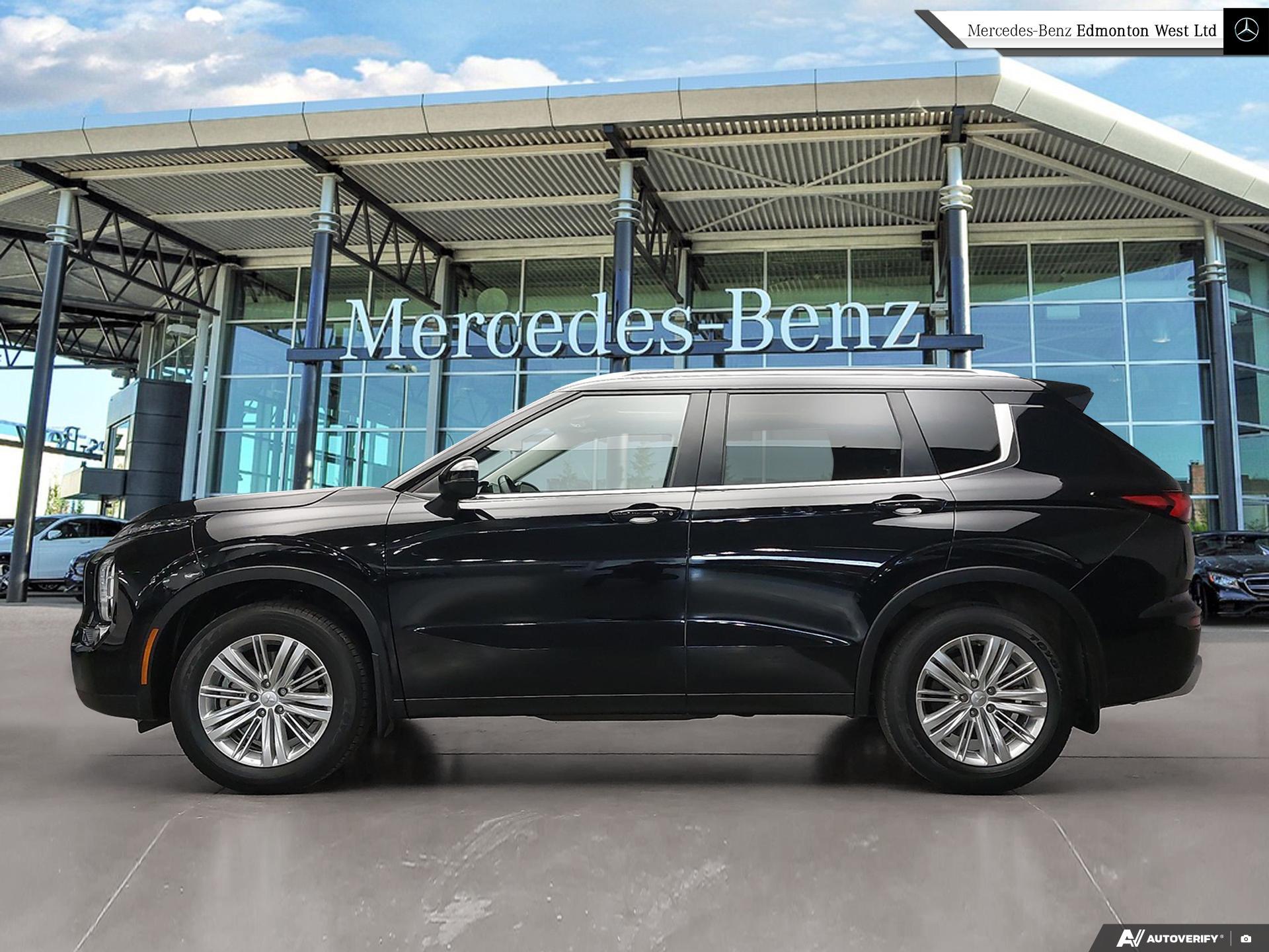 2024 Mitsubishi Outlander SE S-AWC photo 2