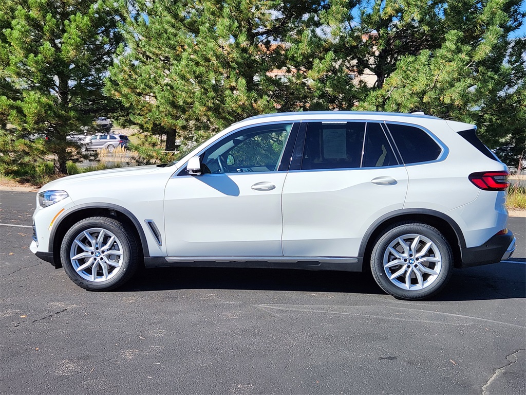 2022 Bmw X5 xDrive40i photo 2
