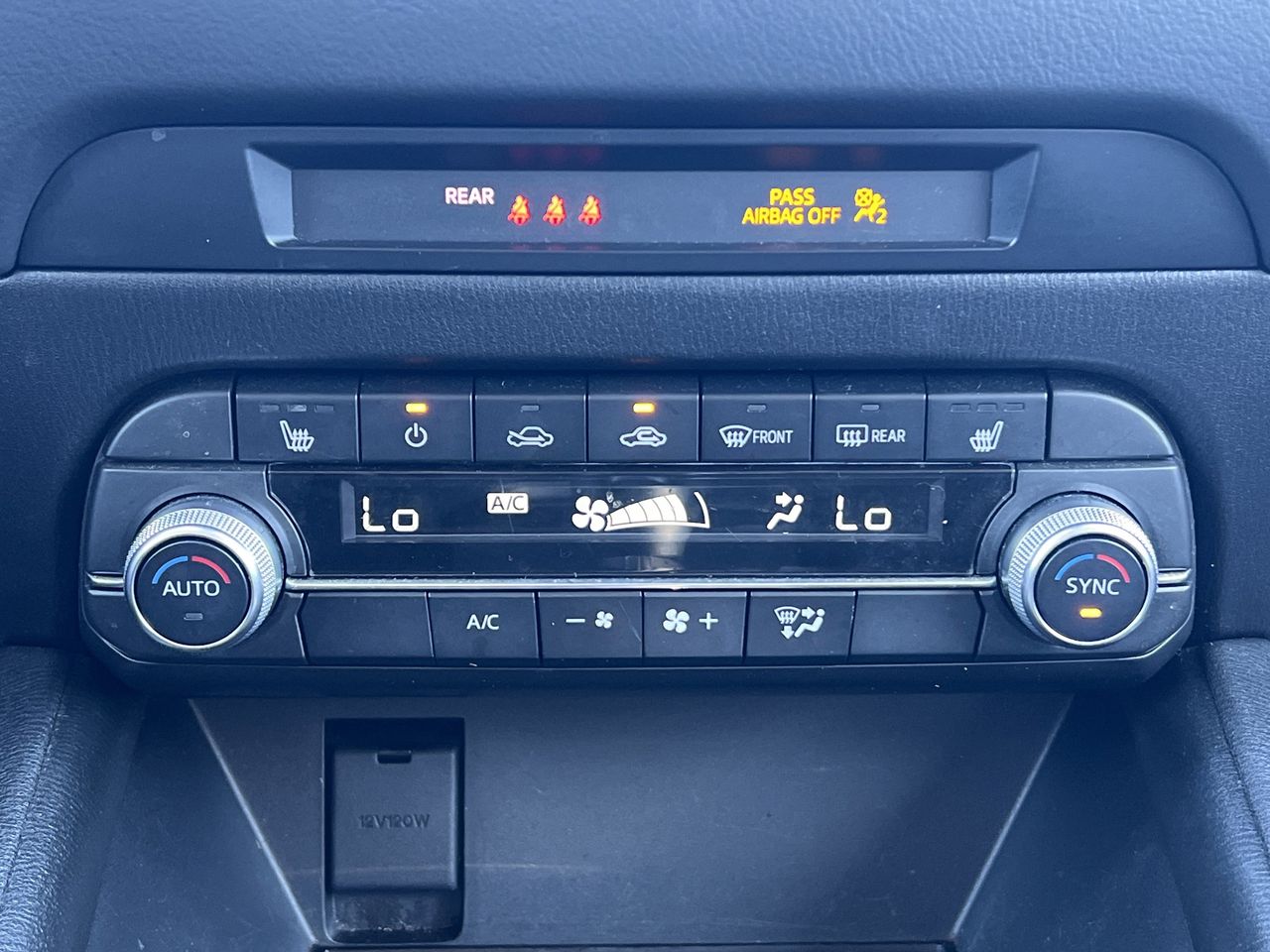 2023 Mazda CX-5 2.5 S Preferred photo 3