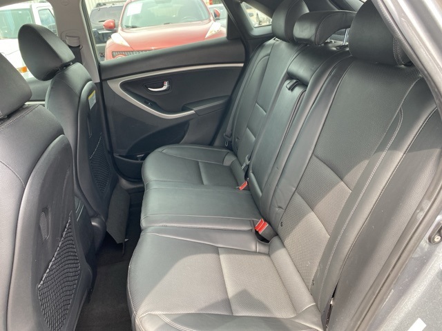 2016 Hyundai Elantra GT Base photo 18