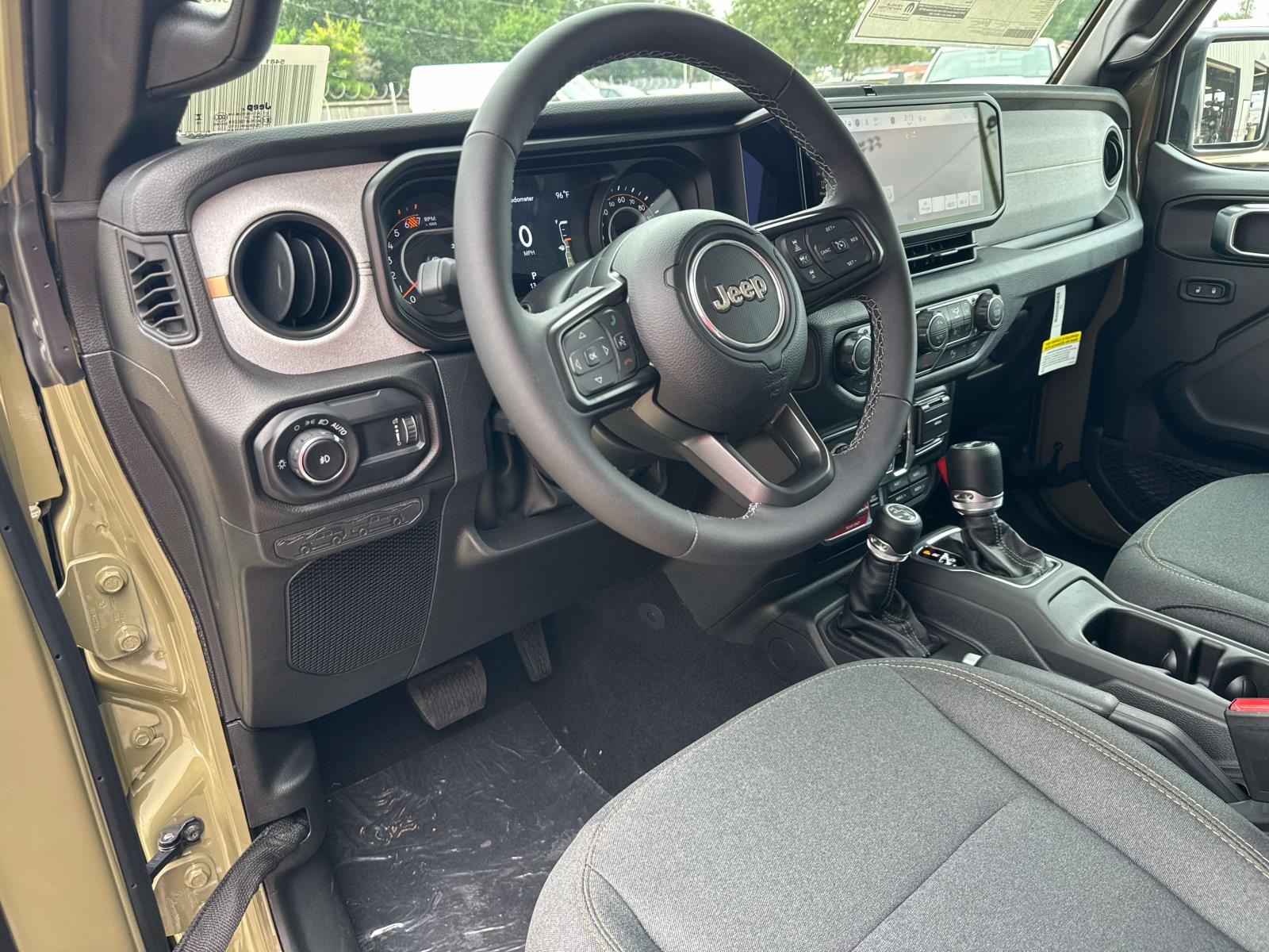 2025 Jeep Wrangler Willys photo 9