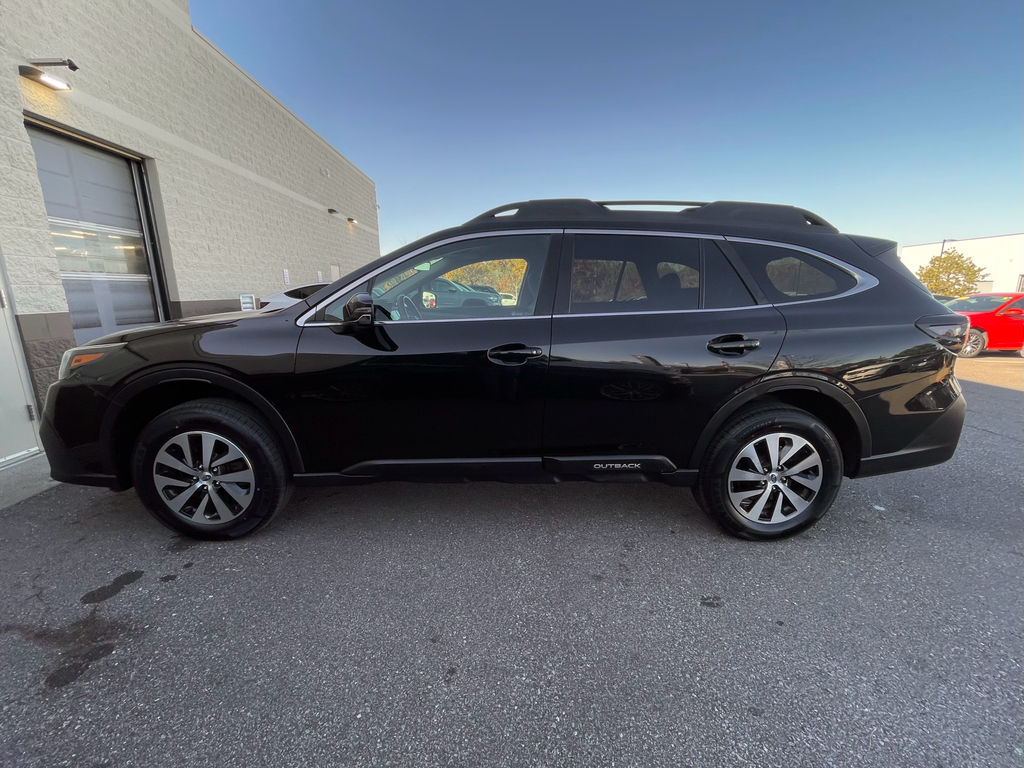 Used 2022 Subaru Outback Premium with VIN 4S4BTADC3N3159476 for sale in Kansas City