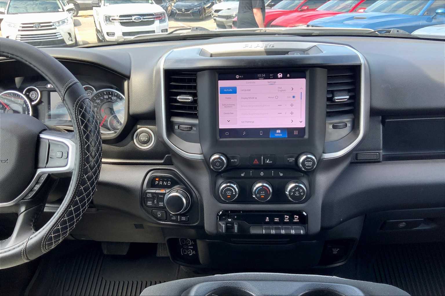 2023 Ram 1500 Big Horn photo 6