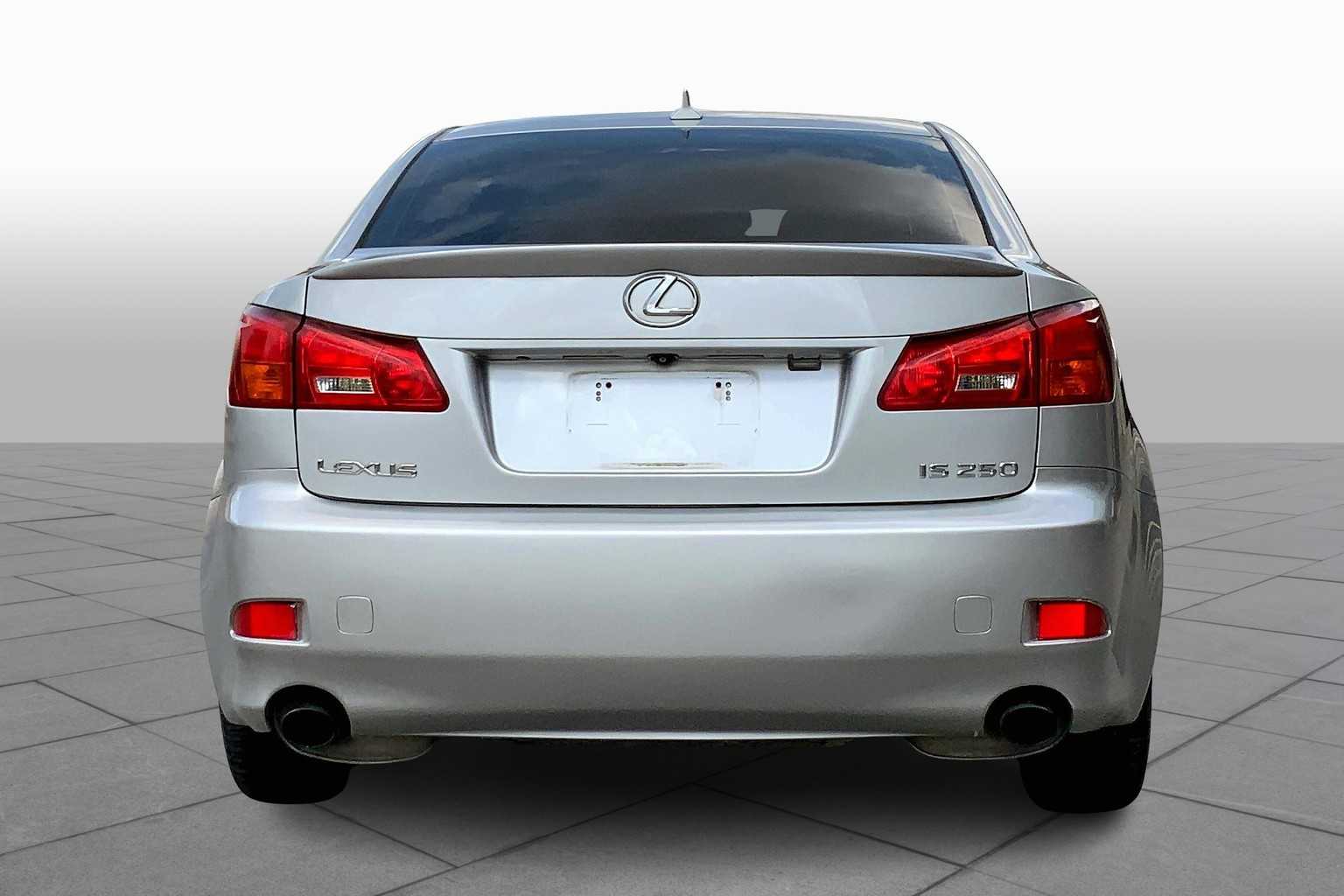 2007 Lexus IS 250 photo 4
