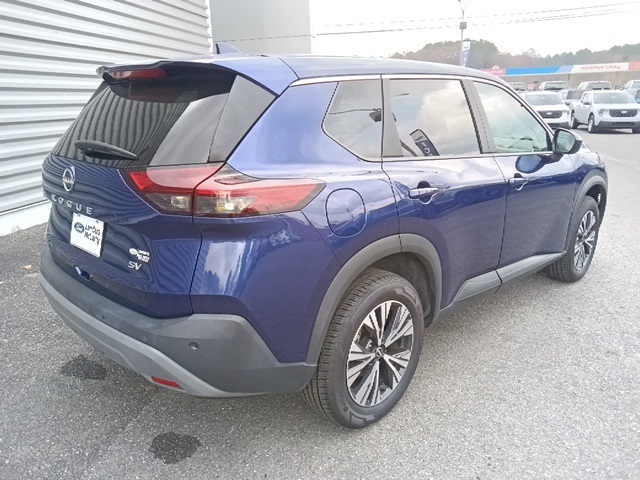 2023 Nissan Rogue SV photo 3
