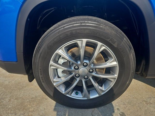 2022 Jeep Cherokee Latitude Lux photo 24