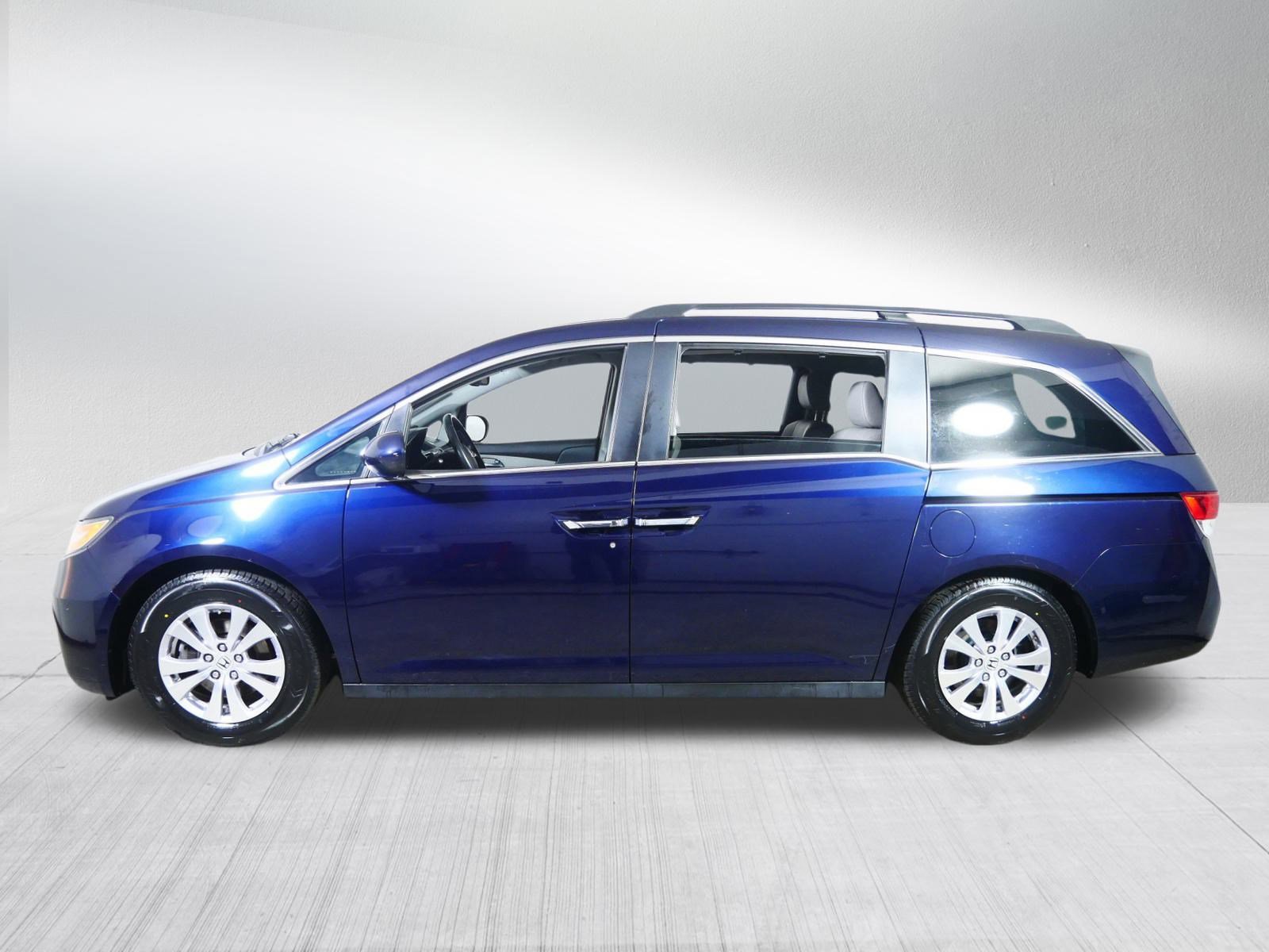 2017 Honda Odyssey EX-L photo 3