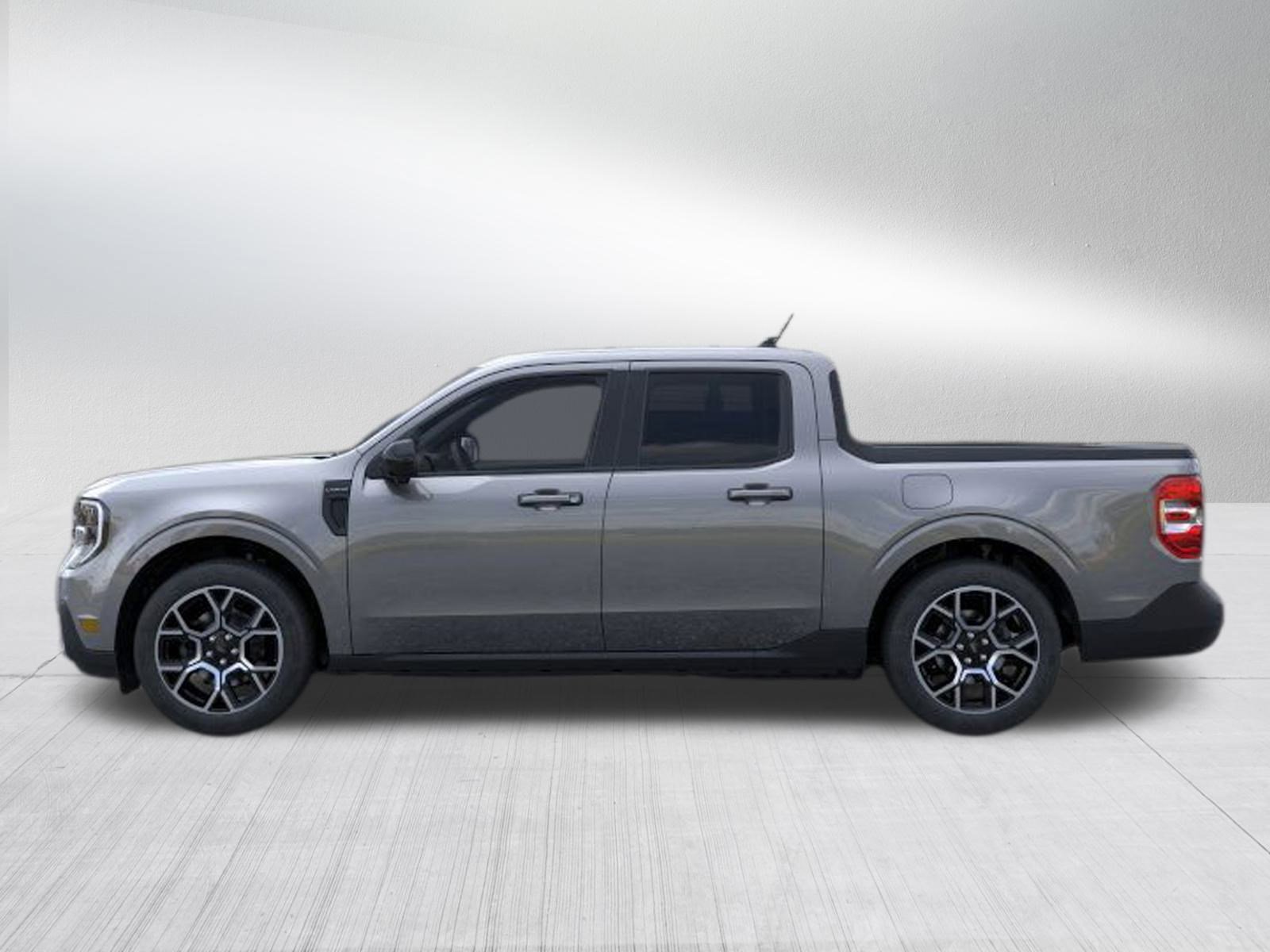 2025 Ford Maverick Lariat photo 3
