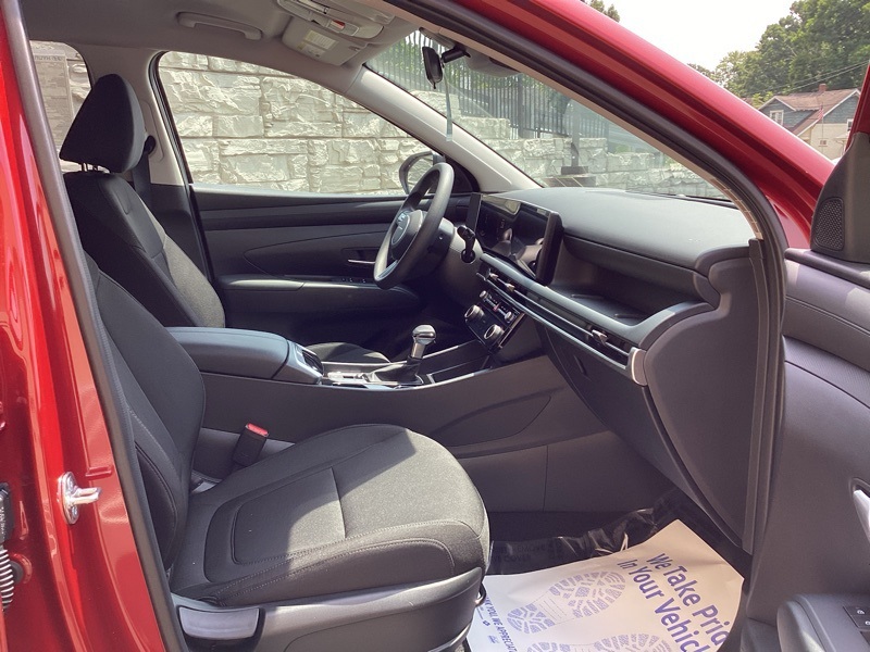 2025 Hyundai Tucson SEL photo 17