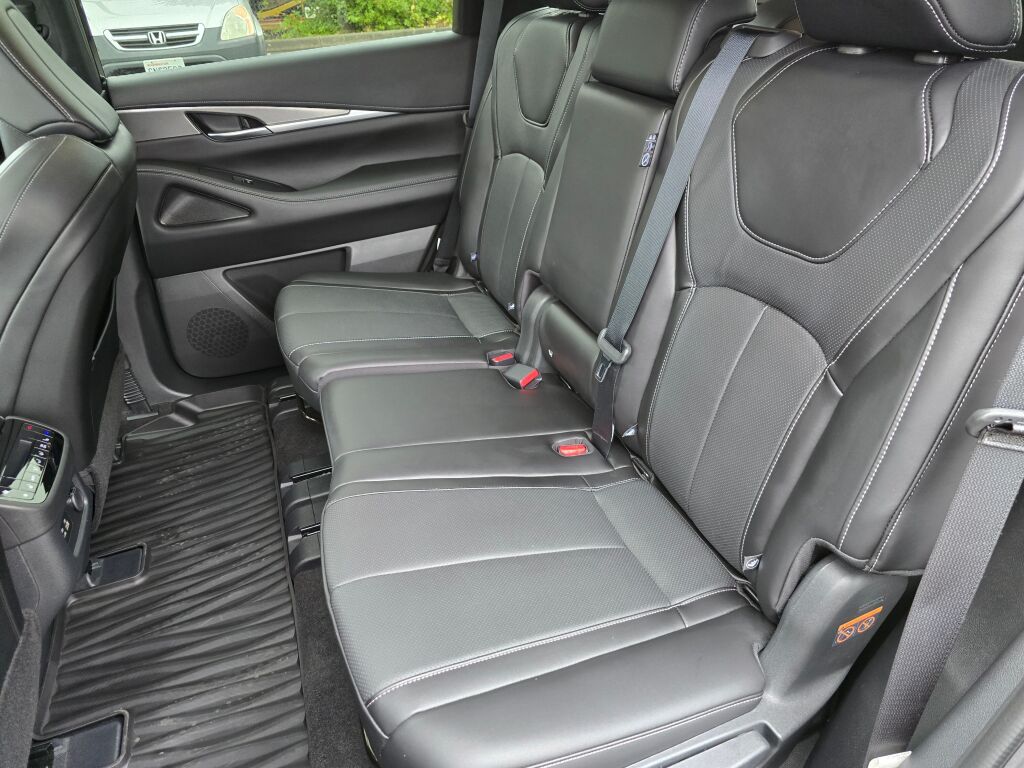 2024 Infiniti QX60 Luxe photo 17