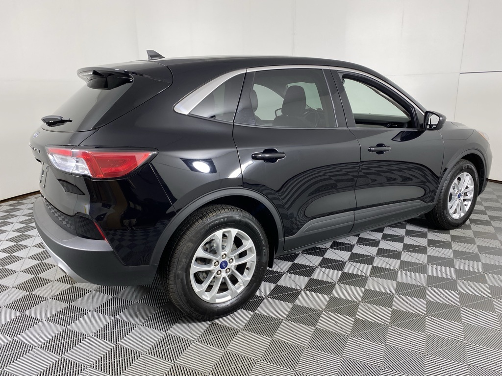 2022 Ford Escape SE photo 10