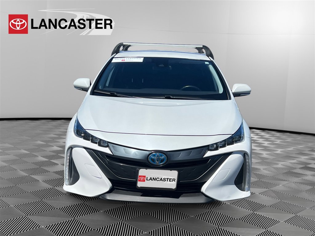 2021 Toyota Prius Prime LE photo 2