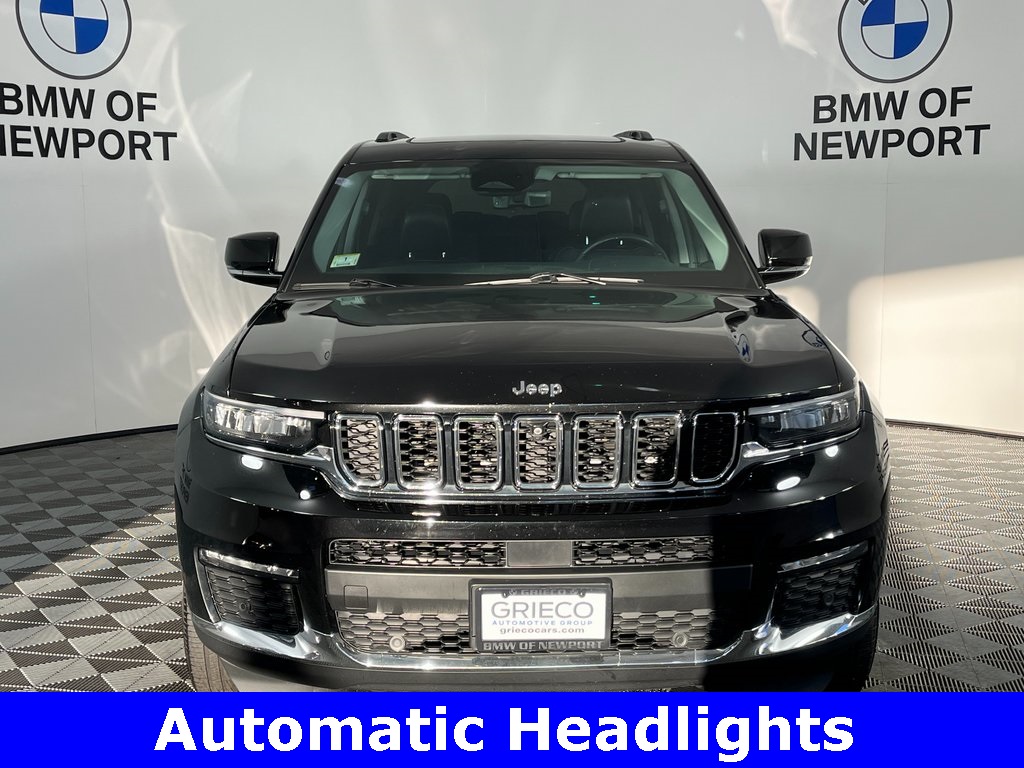 2022 Jeep Grand Cherokee Limited photo 2