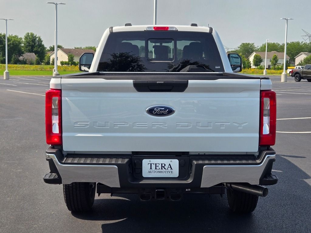 2025 Ford F-250 XL photo 10