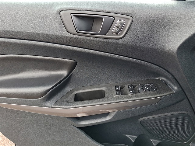2020 Ford EcoSport SES photo 11