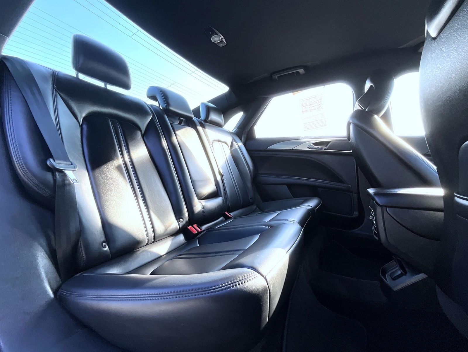 2018 Lincoln MKZ Hybrid Premiere photo 19