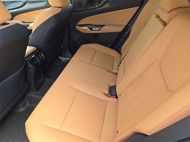 2026 Lexus NX 350 photo 11
