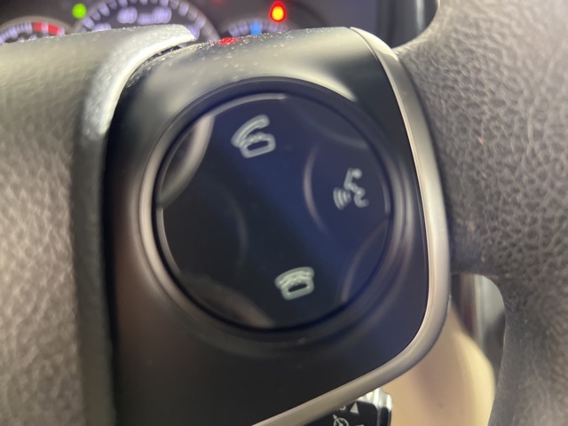 2014 Toyota Camry SE photo 12
