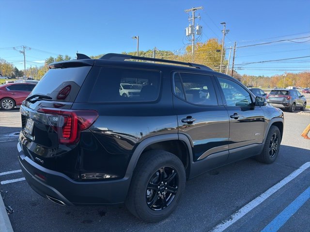 2023 Gmc Acadia AT4 photo 2