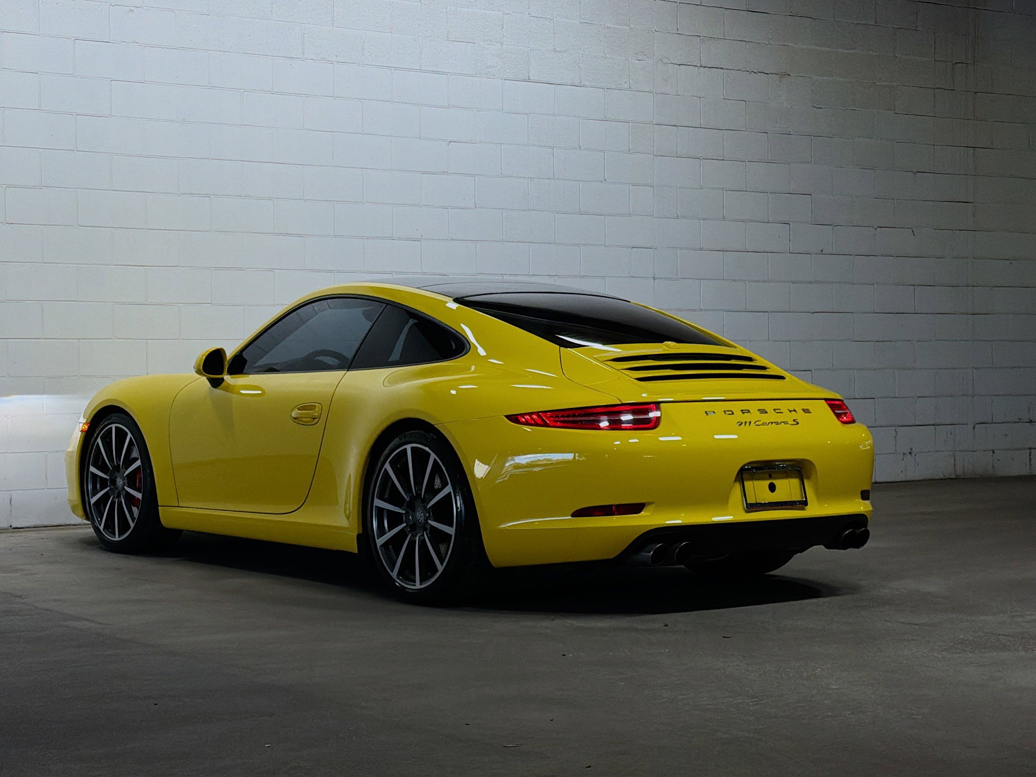 2013 Porsche 911 S photo 3