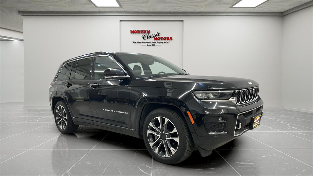 2024 Jeep Grand Cherokee Overland's photo